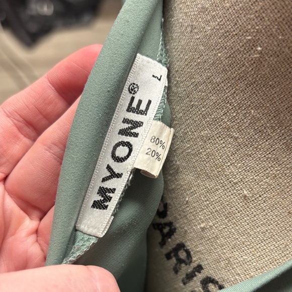 Light Green Crop Top - Picture 10 of 11